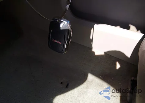 2018 GMC Yukon Slt z USA, uszkodzony, nr VIN 1GKS1BKC6JR317422